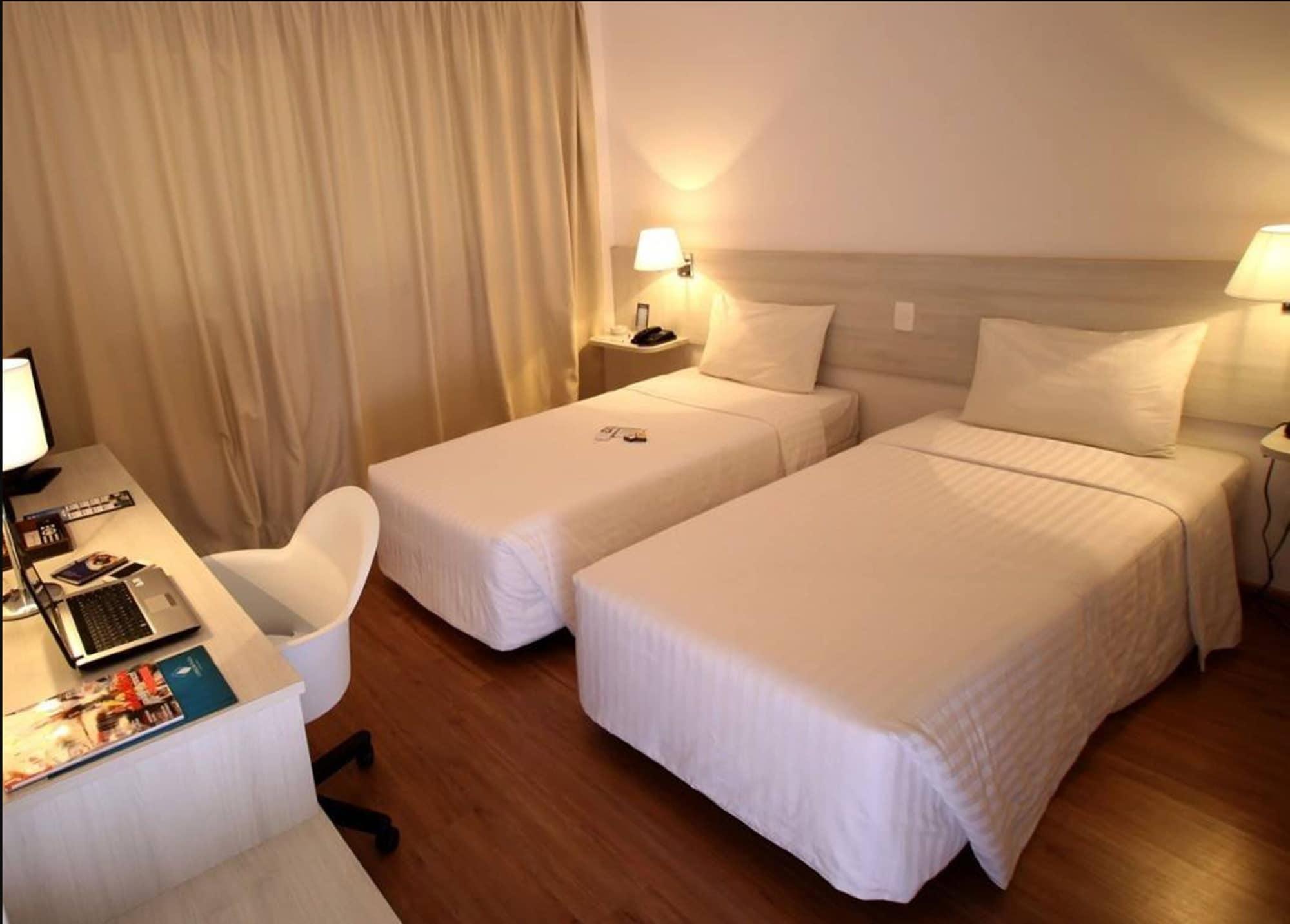 Camacari Plaza Hotel Exterior photo